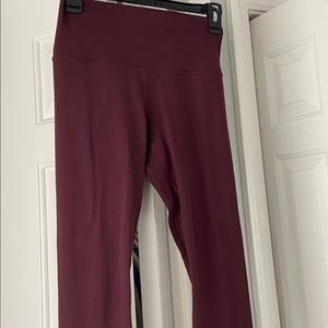Cassis color Lululemon align 28” leggings